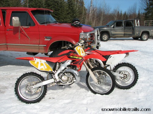 Honda CR250R and CRF450X