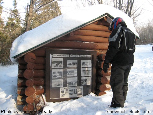 Info Kiosk North Shore State Trail